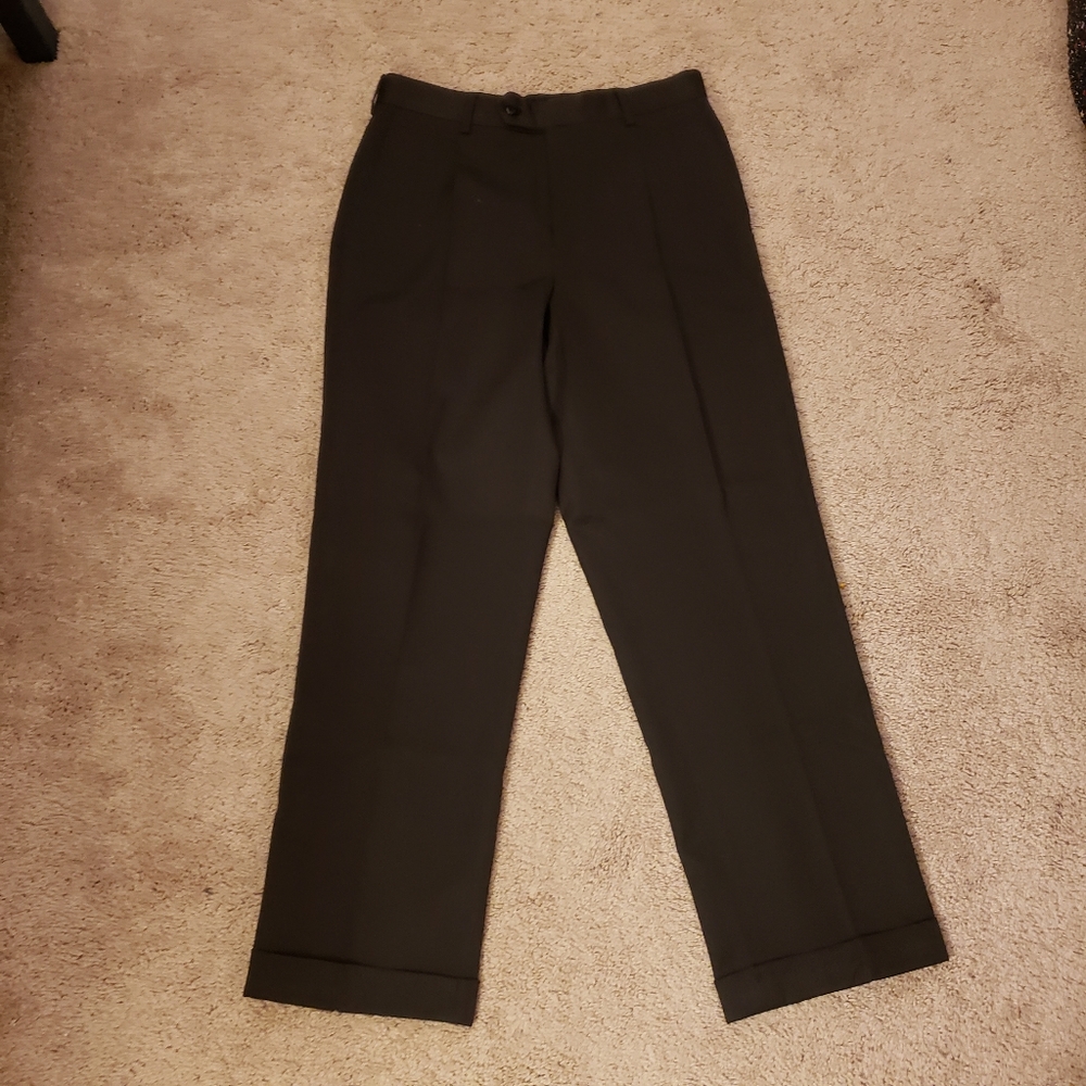 Stafford Black Pleated Dress Pants, 32 x 30